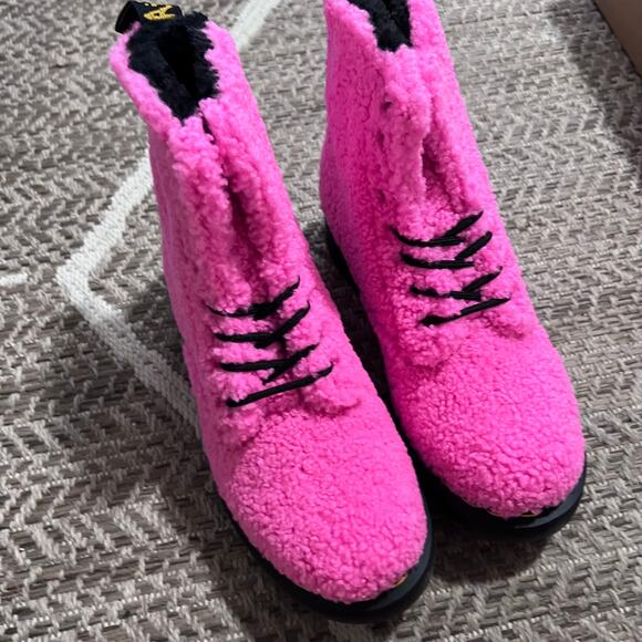 Dr. Martens 1460 PASCAL WOMEN'S FAUX SHEARLING BOOTS Sz 7 - Picture 7 of 7